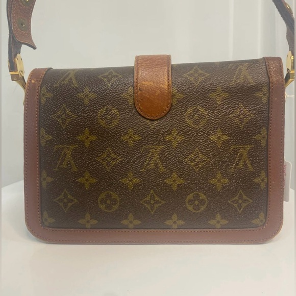 LV - Picture 2 of 11